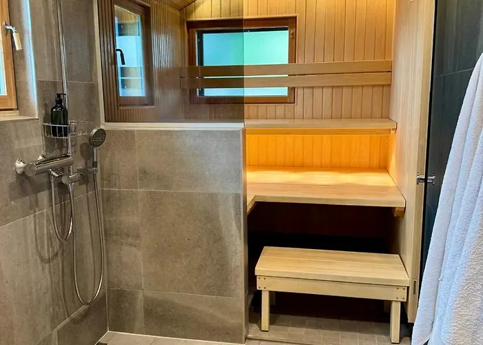 Βίλα Aurora Arctic Riverside